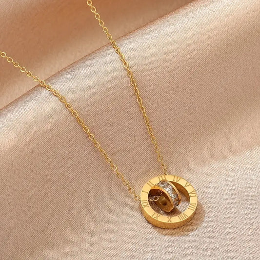 Elegante Halskette mit römischen Ziffern und Zirkonia